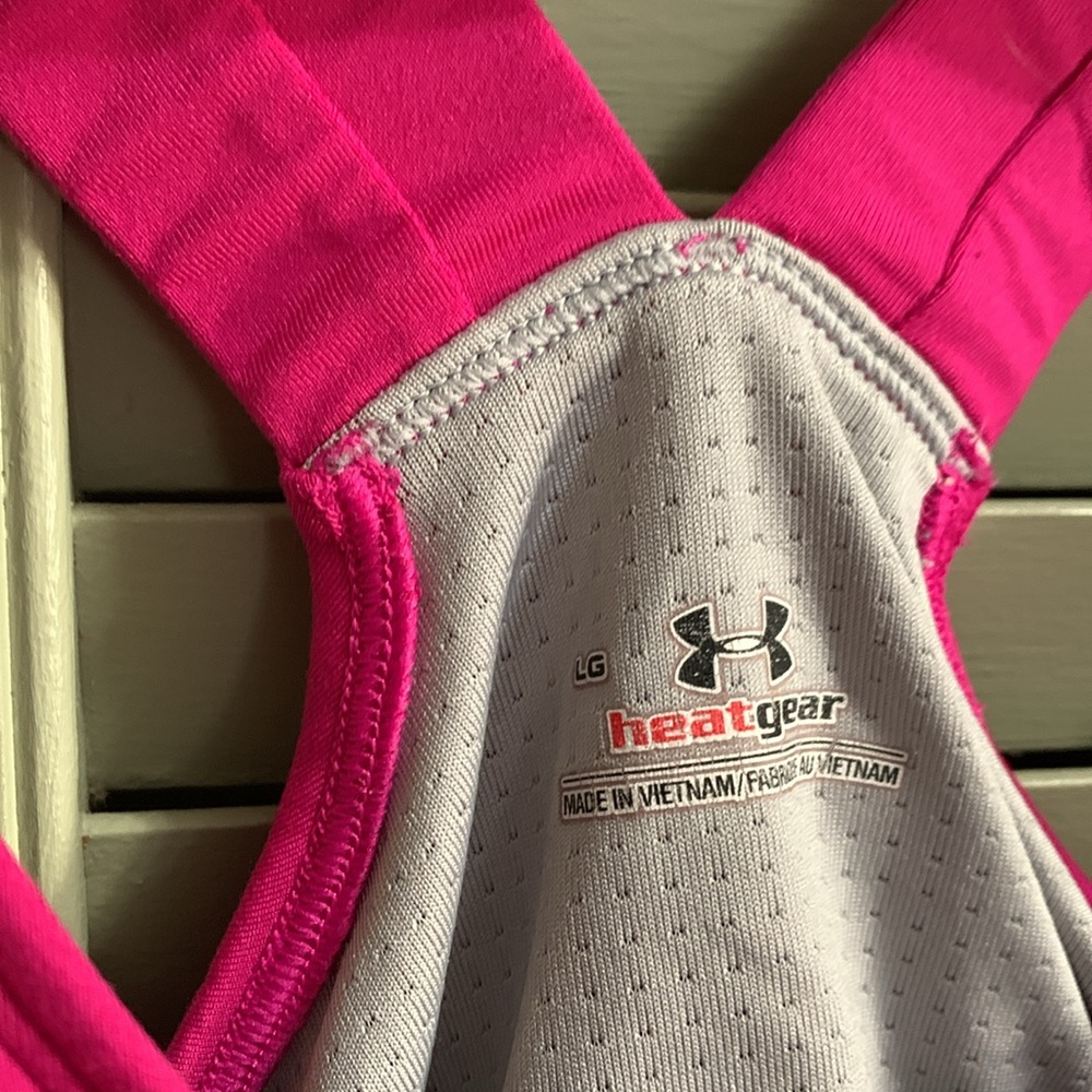 Under Armour Women’s Tank - Picture 3 of 6